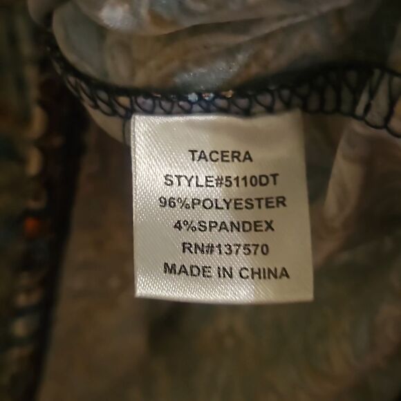 TACERA WOMAN GEOMETRIC TOP L  ELL SLEEVE - Picture 6 of 7